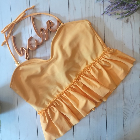 Kortni Jeane Other - Kortni Jeane pastel peach Sweetheart peplum